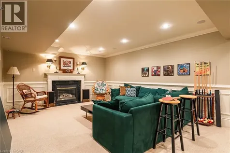 122 Lisonally Court Oakville ON L6L 6P2
