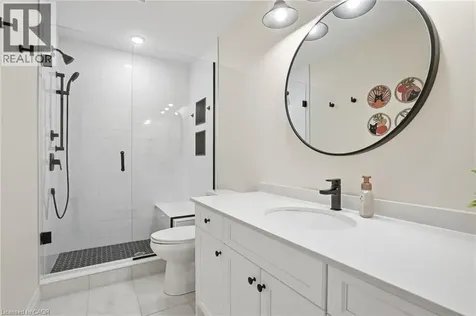 61 Soho Street Stoney Creek ON L8J 0M5