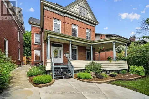 98 Pine Street Brockville ON K6V 1G9