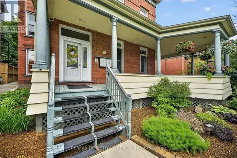 98 Pine Street Brockville ON K6V 1G9