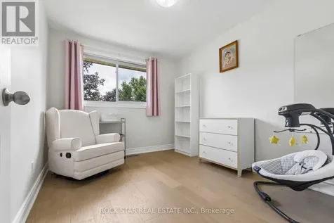 130 Hudson Crescent Kitchener ON N2B 2V9