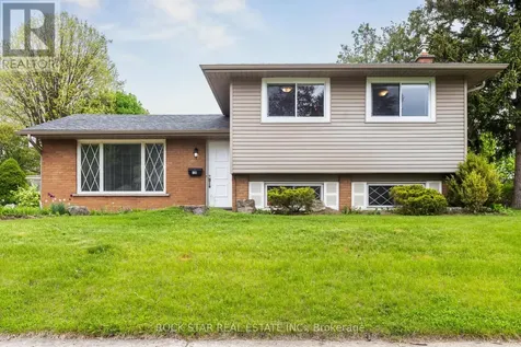 130 Hudson Crescent Kitchener ON N2B 2V9