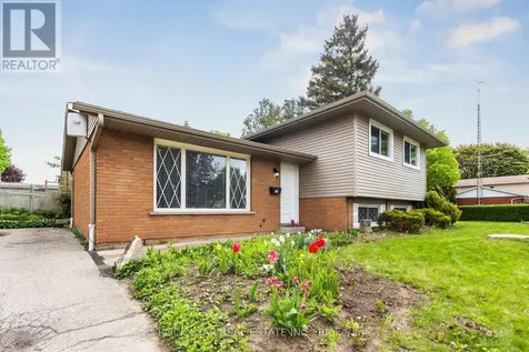 130 Hudson Crescent Kitchener ON N2B 2V9