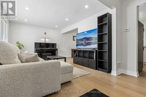 130 Hudson Crescent Kitchener ON N2B 2V9