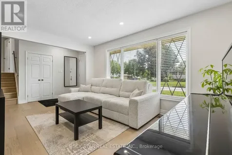 130 Hudson Crescent Kitchener ON N2B 2V9