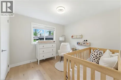 2381 Peart Court Burlington ON L7P 2V5