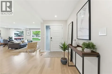 2381 Peart Court Burlington ON L7P 2V5