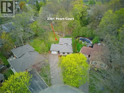 2381 Peart Court Burlington ON L7P 2V5