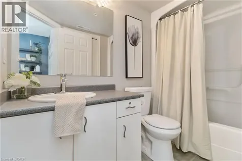 4015 Kilmer Drive Burlington ON L7M 4M4