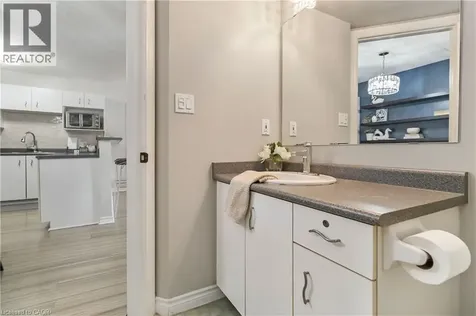 4015 Kilmer Drive Burlington ON L7M 4M4