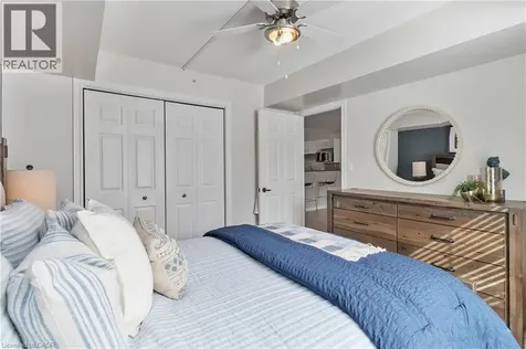 4015 Kilmer Drive Burlington ON L7M 4M4