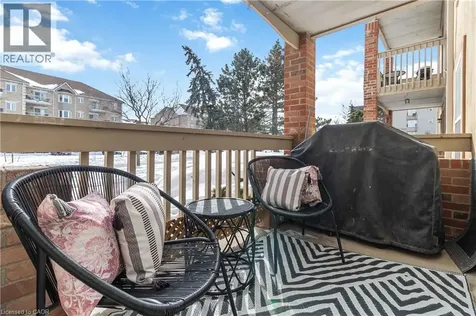 4015 Kilmer Drive Burlington ON L7M 4M4