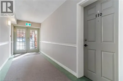 4015 Kilmer Drive Burlington ON L7M 4M4
