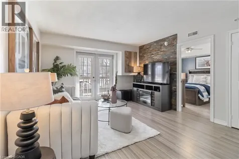 4015 Kilmer Drive Burlington ON L7M 4M4