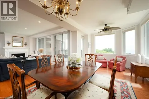 100 Lakeshore Road East Oakville ON L6J 6M9