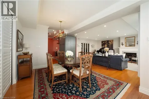 100 Lakeshore Road East Oakville ON L6J 6M9