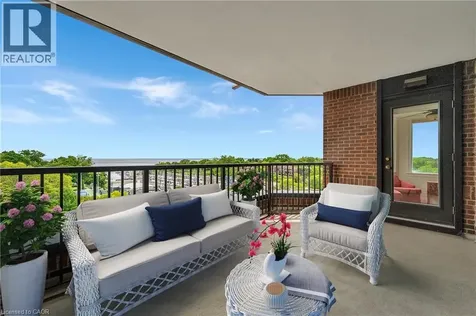 100 Lakeshore Road East Oakville ON L6J 6M9
