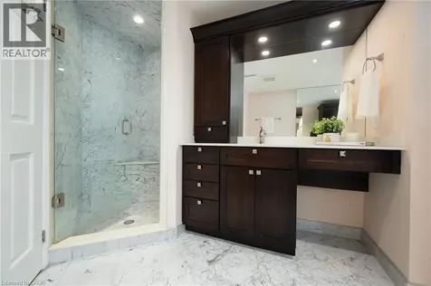 100 Lakeshore Road East Oakville ON L6J 6M9