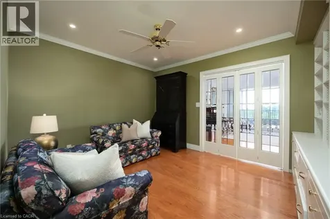 100 Lakeshore Road East Oakville ON L6J 6M9