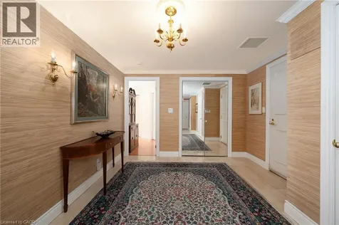 100 Lakeshore Road East Oakville ON L6J 6M9