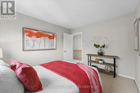 63 Bonnycastle Drive Clarington (bowmanville) ON L1C 4S8