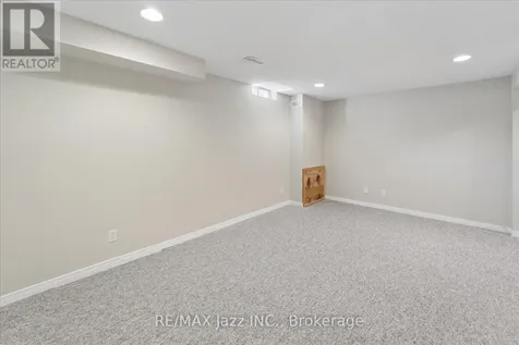 63 Bonnycastle Drive Clarington (bowmanville) ON L1C 4S8