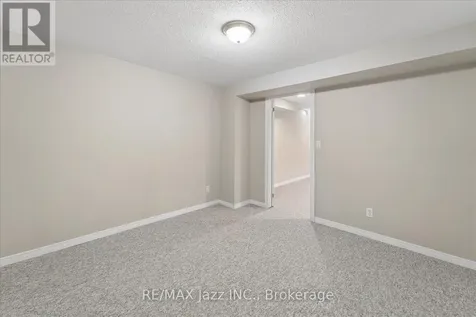 63 Bonnycastle Drive Clarington (bowmanville) ON L1C 4S8