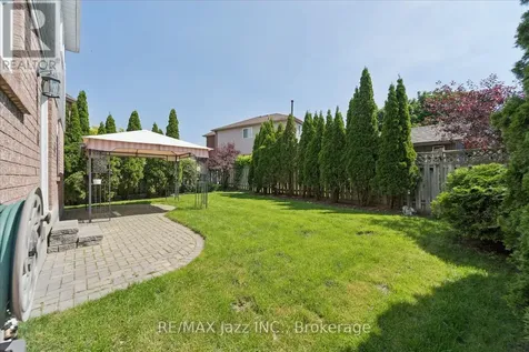 63 Bonnycastle Drive Clarington (bowmanville) ON L1C 4S8