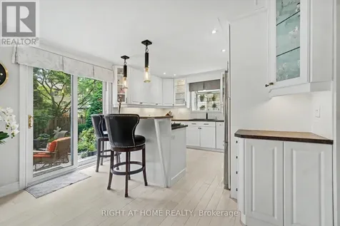 1484 Meadowbrook Road Ottawa ON K1B 5C3