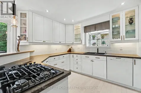 1484 Meadowbrook Road Ottawa ON K1B 5C3
