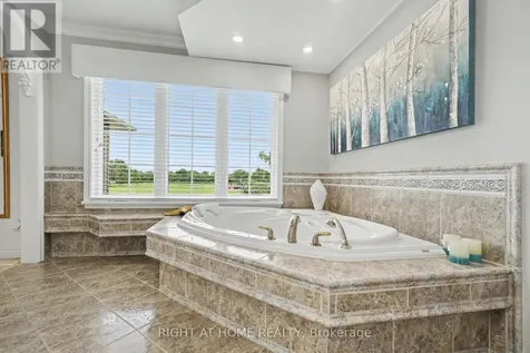 1484 Meadowbrook Road Ottawa ON K1B 5C3