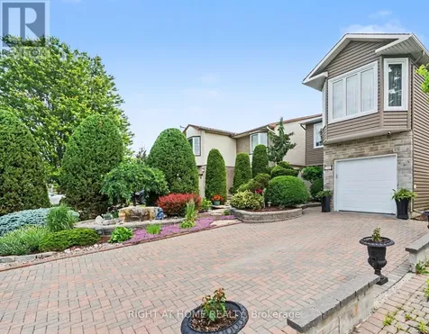 1484 Meadowbrook Road Ottawa ON K1B 5C3