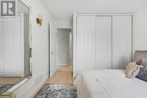 1484 Meadowbrook Road Ottawa ON K1B 5C3