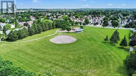 1484 Meadowbrook Road Ottawa ON K1B 5C3