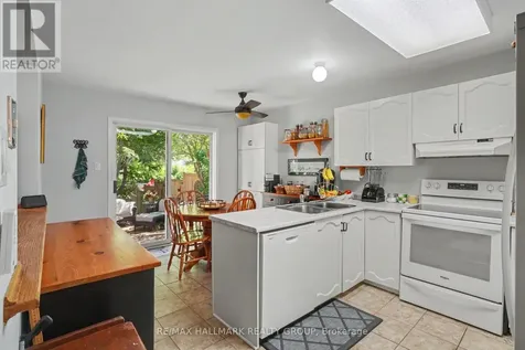 29 Carbery Drive Ottawa ON K2S 1E5