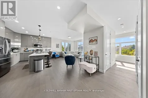 25 Pennard Way Ottawa ON K1T 4C1