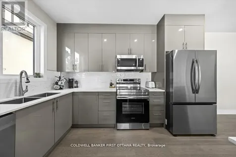 25 Pennard Way Ottawa ON K1T 4C1