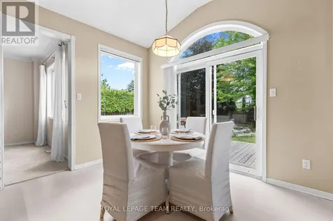 178 Hemlo Crescent Ottawa ON K2T 1E5