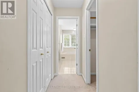 178 Hemlo Crescent Ottawa ON K2T 1E5