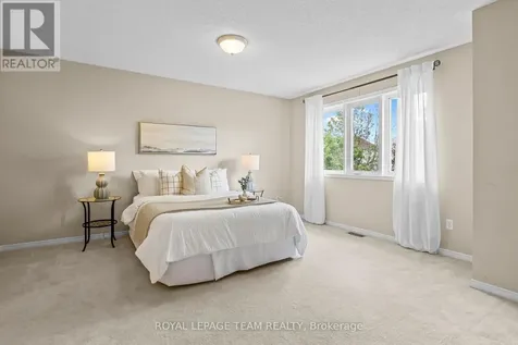 178 Hemlo Crescent Ottawa ON K2T 1E5