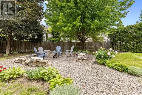 178 Hemlo Crescent Ottawa ON K2T 1E5