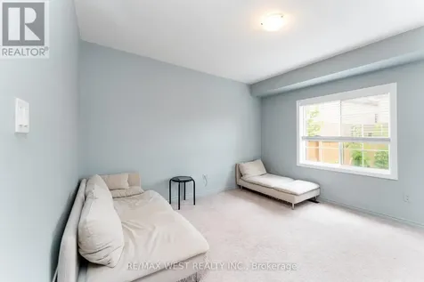 24 Dewberry Drive Kitchener ON N2B 0A9