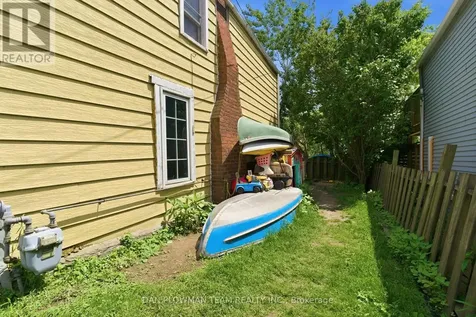 78 East Beach Road Clarington (bowmanville) ON L1C 6A5