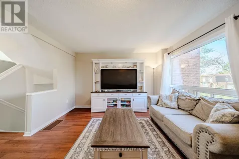 35 The Bridle Path Clarington (bowmanville) ON L1C 3W1