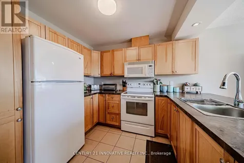 35 The Bridle Path Clarington (bowmanville) ON L1C 3W1