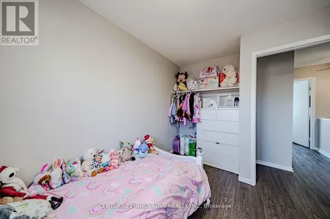 35 The Bridle Path Clarington (bowmanville) ON L1C 3W1