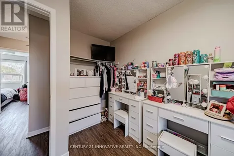 35 The Bridle Path Clarington (bowmanville) ON L1C 3W1