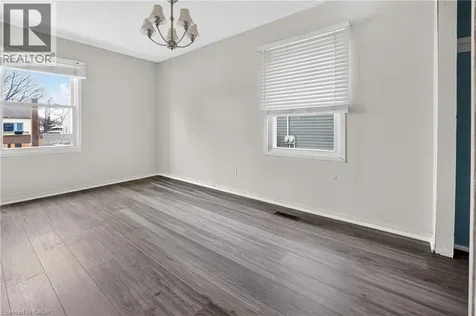 85 Grass Avenue St. Catharines ON L2R 1T2