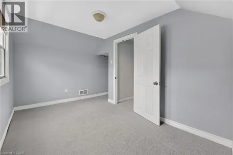 85 Grass Avenue St. Catharines ON L2R 1T2