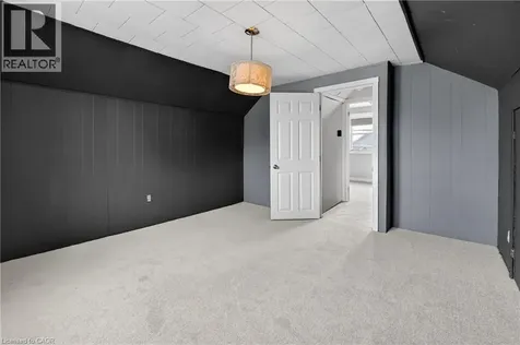85 Grass Avenue St. Catharines ON L2R 1T2